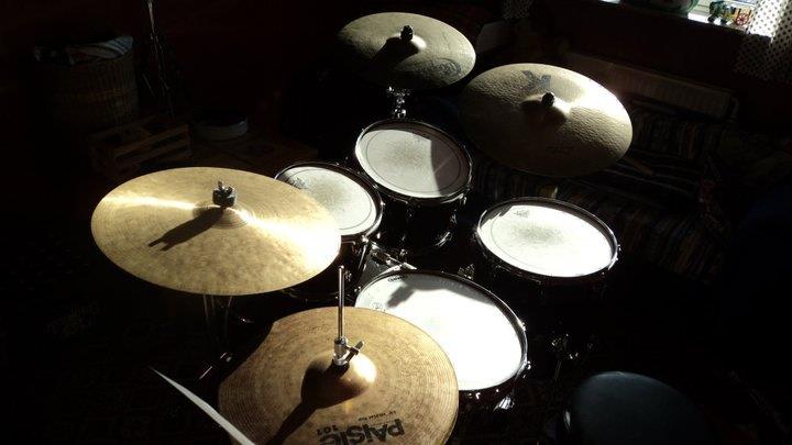 What Drumming Does to Your Brain (and Why It Matters)